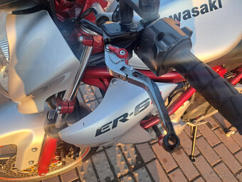 Kawasaki ER 6N - 12