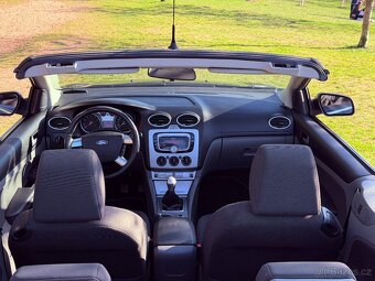 Ford Focus Cabrio Pininfarina Coupe-Cabrio (CC) - 12