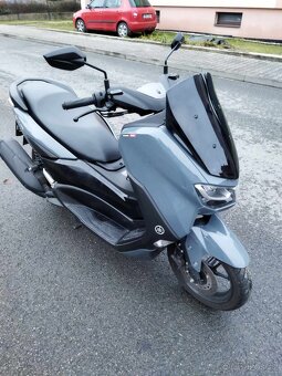 YAMAHA NMAX125 - 12