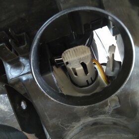 svetla xenonY vw sharan 7N  LED levy pravy 10- 751 752 - 12