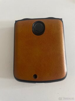 Motorola Razr 5g - 12