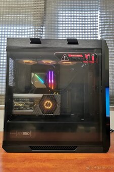 ROG Helios + 6900XT 16GB toxic Ex / RTX 3090 24GB - 12