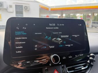 Hyundai i30 1.5 T-GDI MH • 3/2022 • 117kw • Původ ČR • ACC - 12