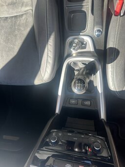 Suzuki Vitara 1.6i 88kW 4x4 AllGrip serviska - 12