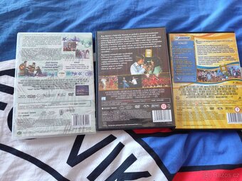 Darují Mix věcí - 12