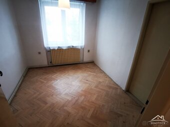 Byt 3+1 zděný, balkon, garáž. Jihlava - 12