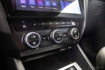 Škoda Octavia Combi 2.0 TDi Ambition 4x4 - 12