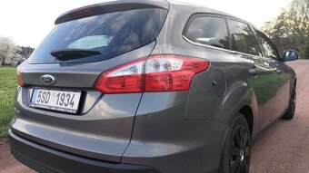 Focus III 1.6 77kw 2012 Titanium Combi - 12