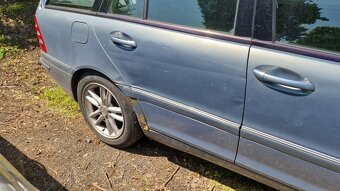 Mercedes -Benz C220 CDI 2.2 105kw rok-2004 - 12