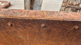 Železné nýtované plechy - 12