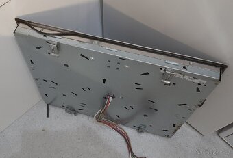 Sklokeramická varná deska Zanussi na náhradní díly - 12