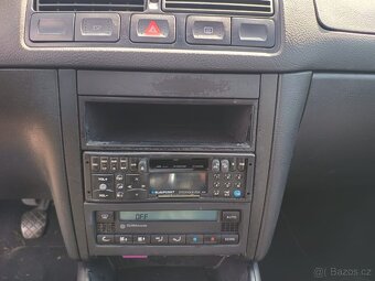 VW Golf 1.4 16V SPECIAL - 12