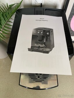 Delonghi Magnifica ESAM 04.110 B + návod - 12