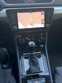 Škoda Superb 2.0 tdi 110 kw dsg - 12