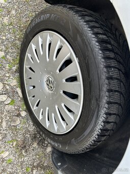 Volkswagen Passat 1.6 FSi 85 kW rok 2007 - dvě sady kol - 12