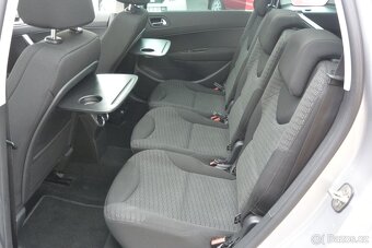 PRODÁM Peugeot 308 2.0HDi SW 7míst, PO ROZVODECH - 12