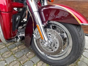 Harley-Davidson FLHTCUSE Ultra CVO 103 - 12