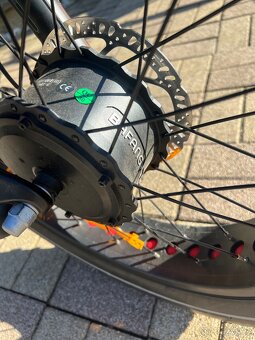 Prodám elektrickou tříkolku Jorvik JMT11 (500W) - 12