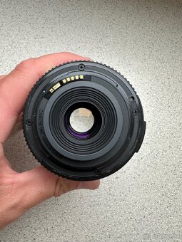 CANON EOS 1000D + 18-55mm + 75-300mm - 12