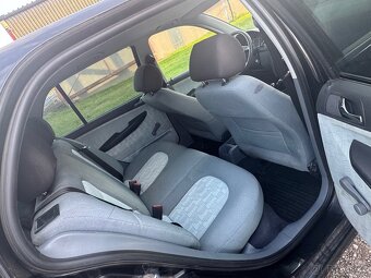 Škoda Fabia 1.4 16v Klimatizace, Vyhřívaná sedadla, Tažné - 12