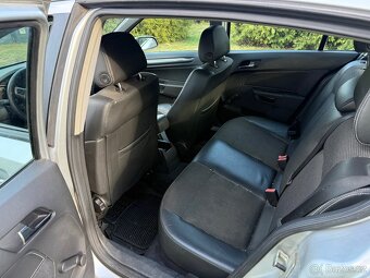 Opel Astra H - 12
