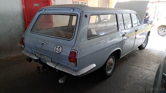 1976 Volha Kombi Gaz 24 7 míst - 12