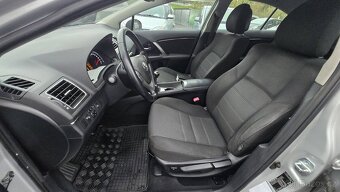 TOYOTA AVENSIS 1.8 16V LIFE 108KW 1MAJITEL - 12