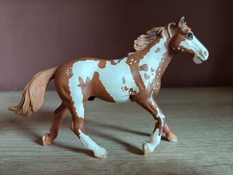 SCHLEICH a COLLECTA Koně - 12