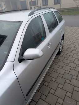 Škoda Octavia combi, šedá metal - 12