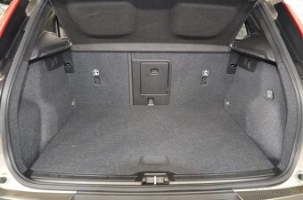 Volvo XC40 T4 Recharge Inscription AT  DPH - 12