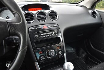 Peugeot 308 CC 2.0 HDi 6st manuál, D.KLIMA, TEMPOMAT, ALU 17 - 12