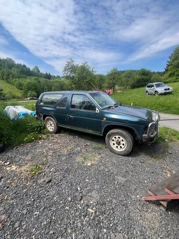 Nissan Terrano - 12