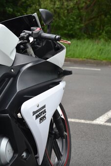 Yamaha yzf r-125 - 12