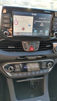 Hyundai i30 kombi 1,4 T-GDI 103KW Style Premium - 12