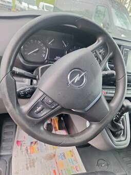 Opel Vivaro 2.0cdti Navigace Tažné - 12