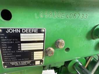 John Deere 5820 rok 2004  8300mth - 12
