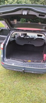 Ford Mondeo - 12
