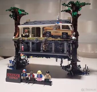Stranger Things Upside Down 75810 - 12