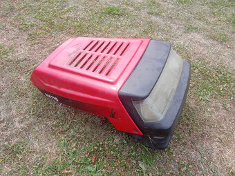 Kapota na zahradní traktor - 12