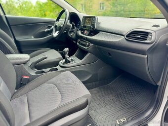 Hyundai i30, 1.0T-GDI, 2017, ČR, Hatchback - 12