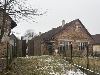 Dům s uzavřeným dvorem v Ůtěchovicích u Hořepníka - 12