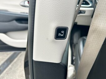 Chrysler Pacifica 3.6 214kw 2021 - 72 tis km - 12