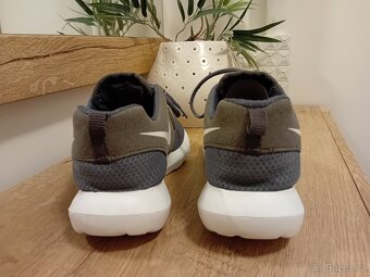 Nike dámské sportovní tenisky vel. 38 - 12