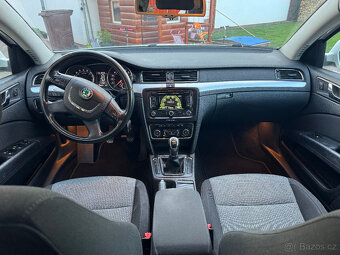 Superb 2 Combi 2.0 TDi 103Kw - 12