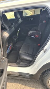 Volvo V60Cross Country D4 - 12