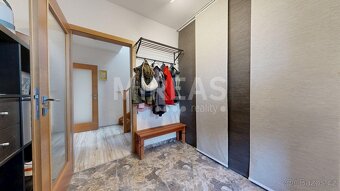 Semice, prodej rodinného domu 5+1, 157 m2 na pozemku 434 m2, - 12