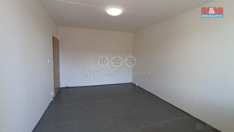 Pronájem bytu 3+1, 66 m², Žatec, ul. Šafaříkova - 12