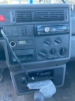 VW T4 2.5TDI 75kW - 12