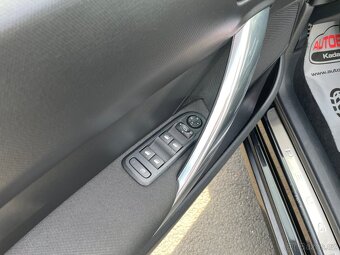 Peugeot 308, 1,6 CC 88kW, SERVISKA - 12