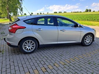 FORD FOCUS 1.6 TDCi 85kW TITANIUM 10/2011 ALU, KLIMA, 173TKM - 12
